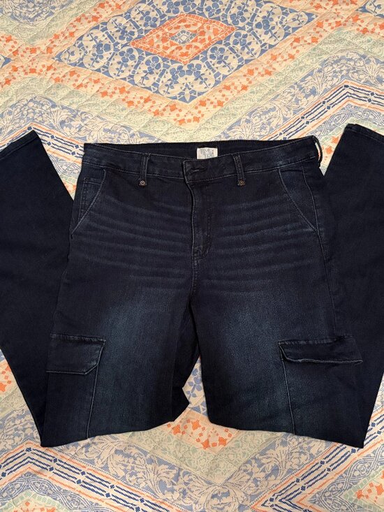 Time and Tru Denim - TIME AND TRU FLARED BLUE JEANS SIZE 14